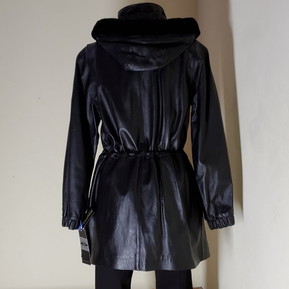 Jacket - Picture 5 of 8